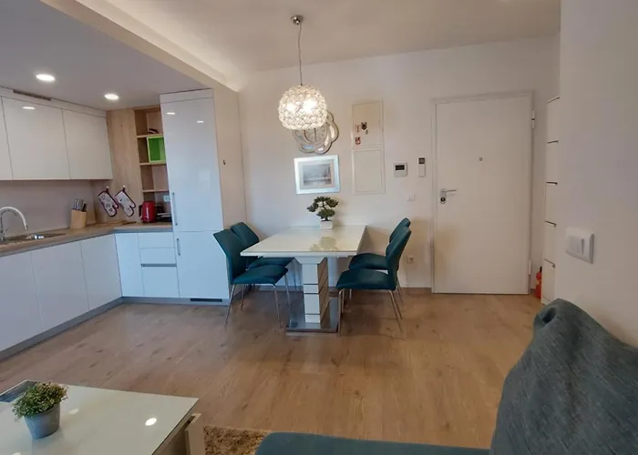 Hola Apartman Makarska